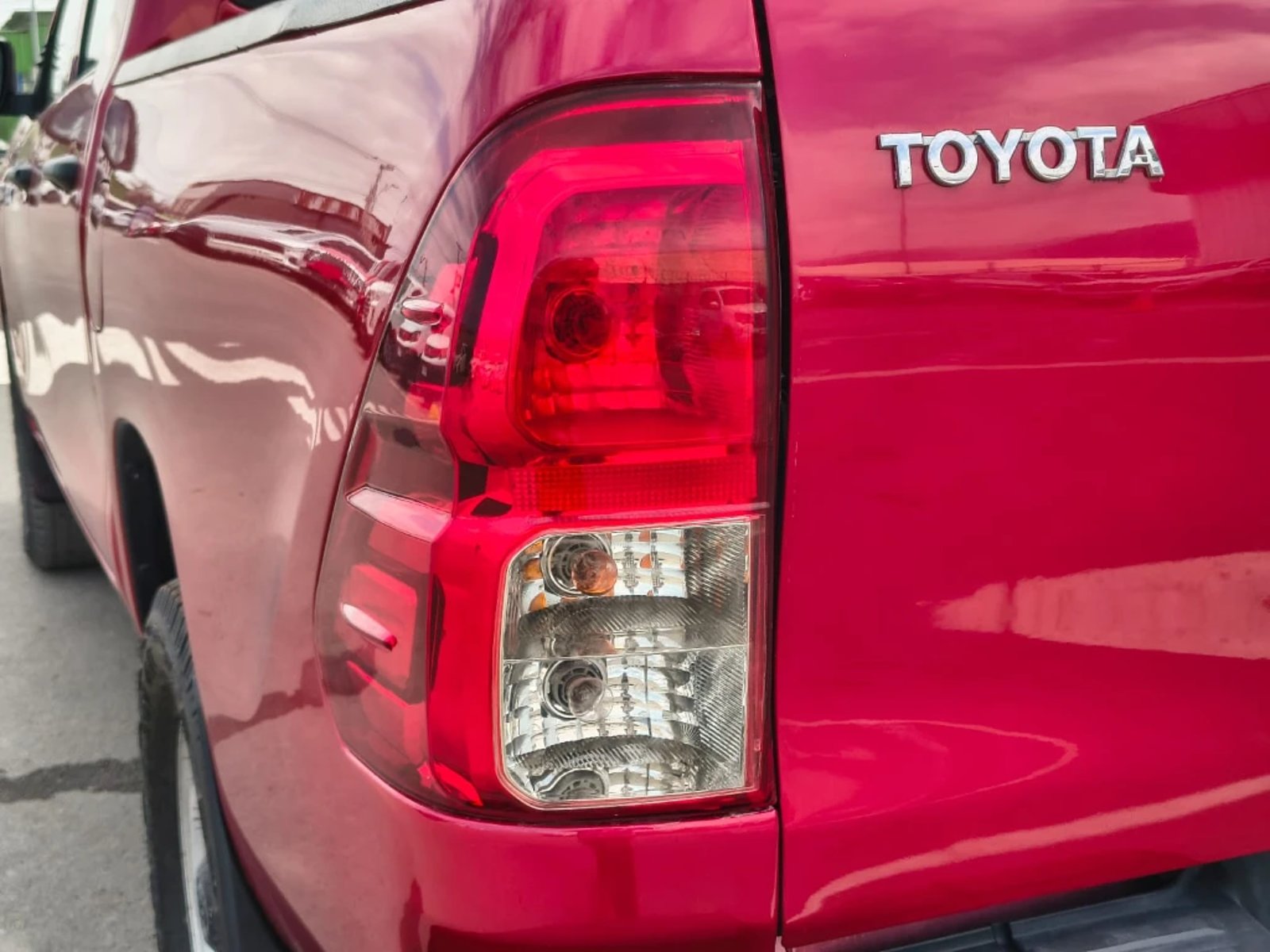 Toyota Hilux 2024 - Imagen 11 de 20
