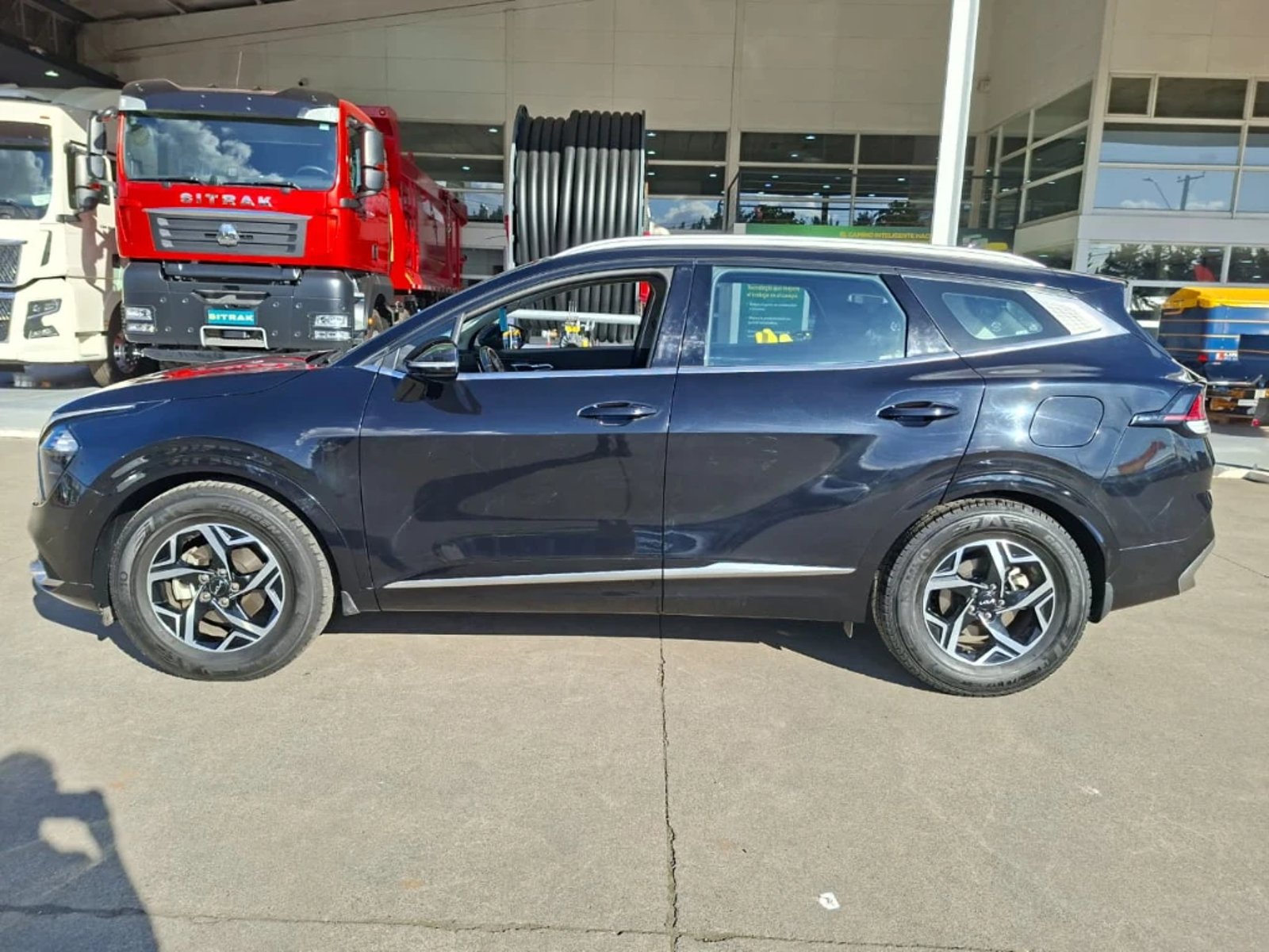 KIA SPORTAGE 2023 - Imagen 9 de 20