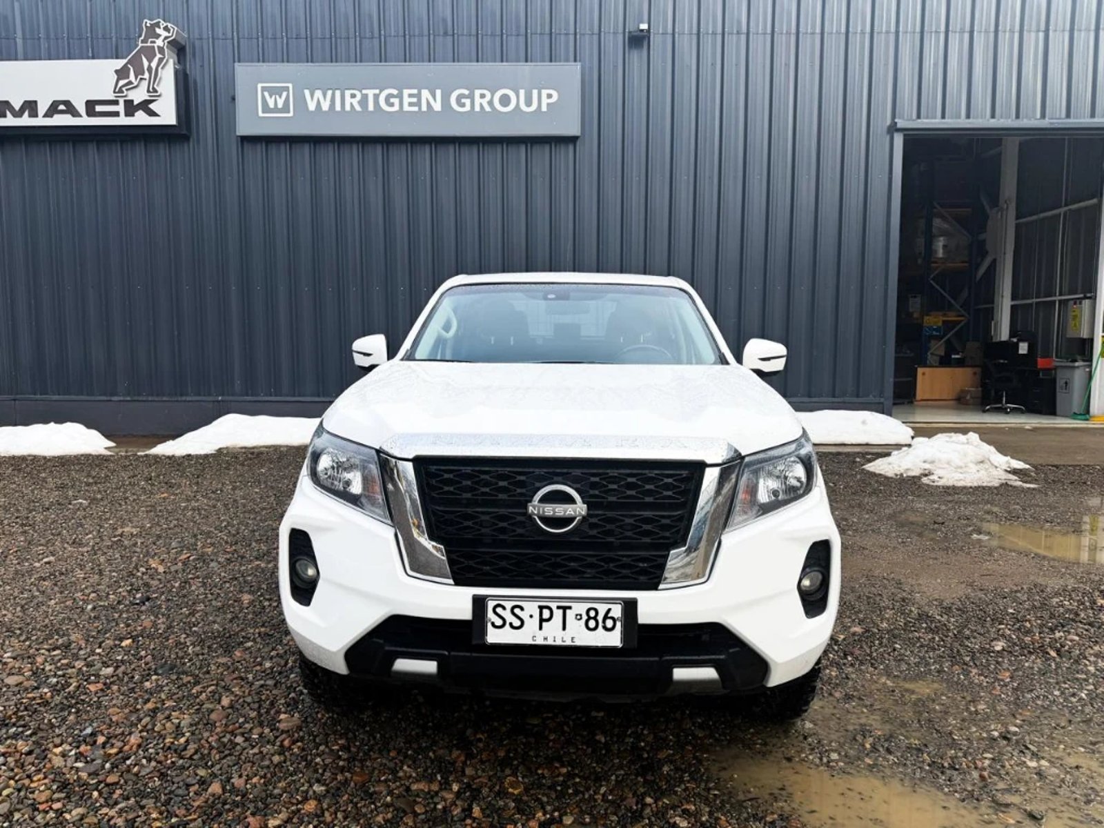 Nissan Navara 2023 - Foto 2 de 18