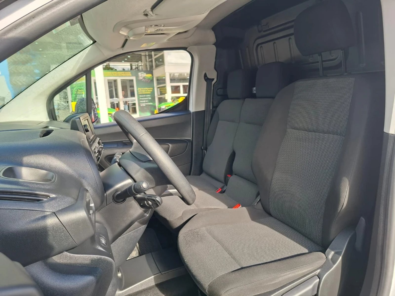 Citroën Berlingo 2024 - Imagen 14 de 20