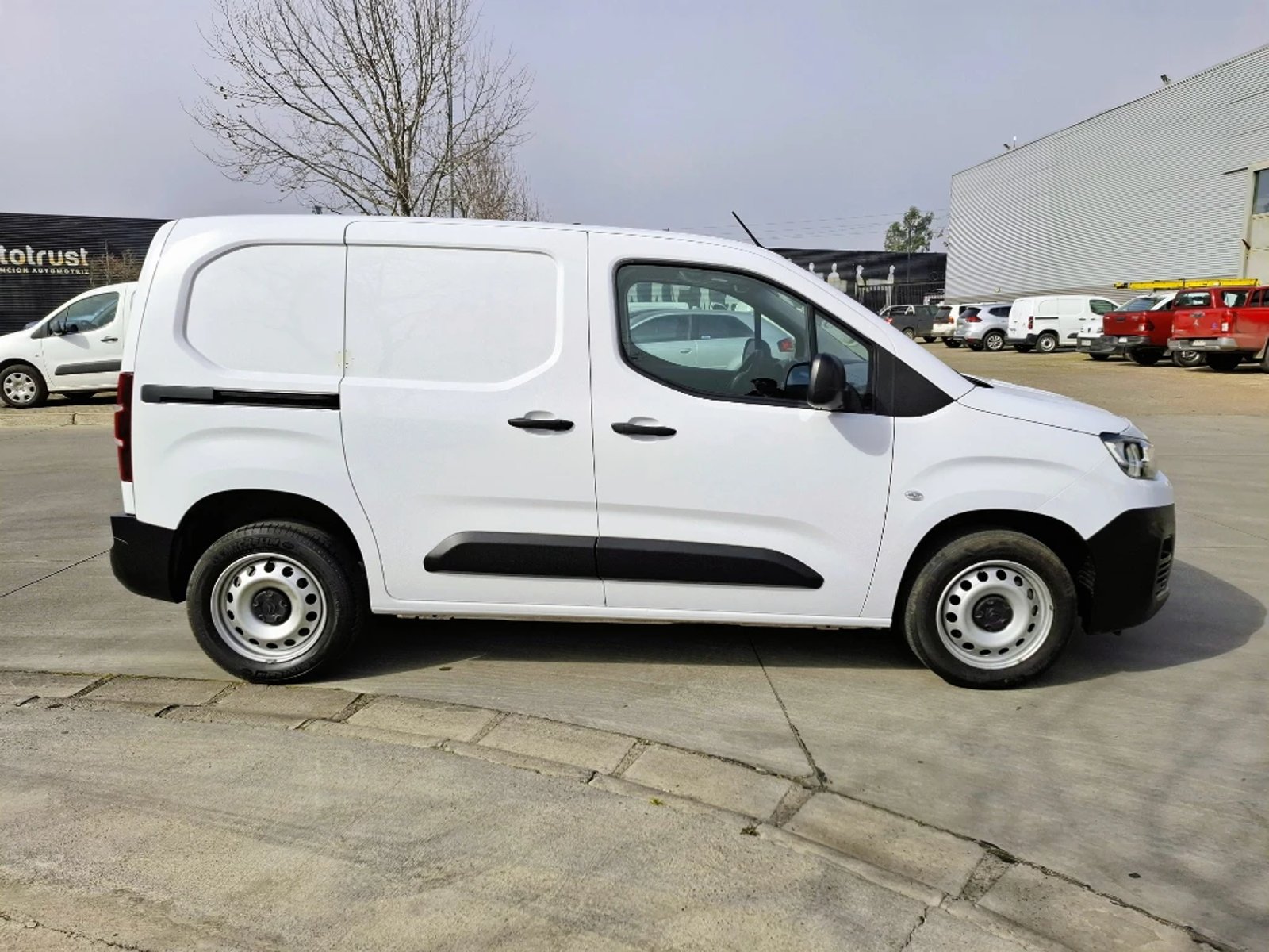 Citroën Berlingo 2024 - Foto 4 de 20