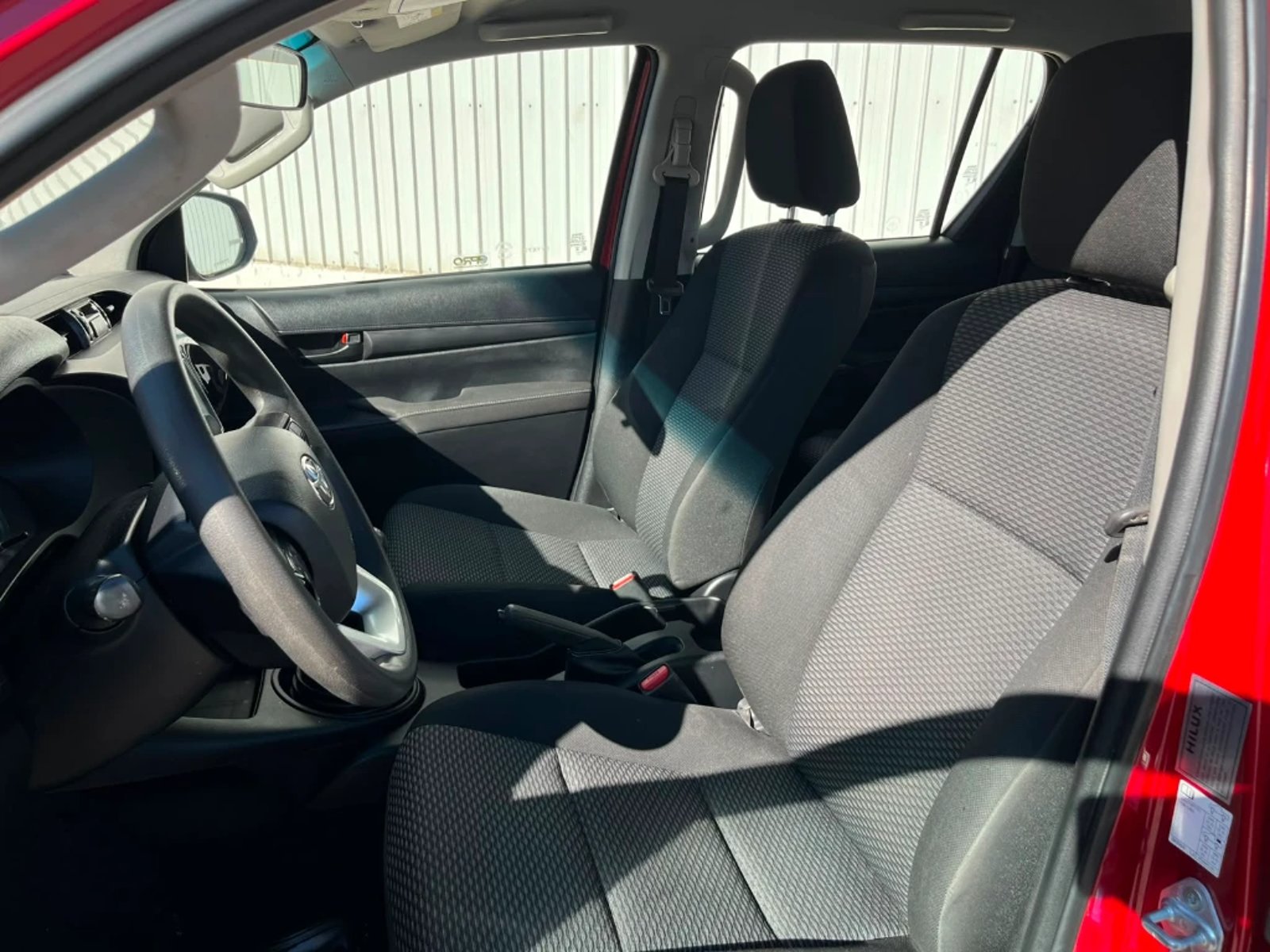 Toyota Hilux 2023 - Imagen 16 de 20