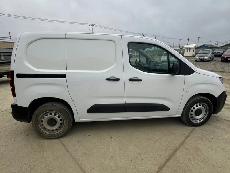 Peugeot Partner 2024 - Imagen 8 de 19