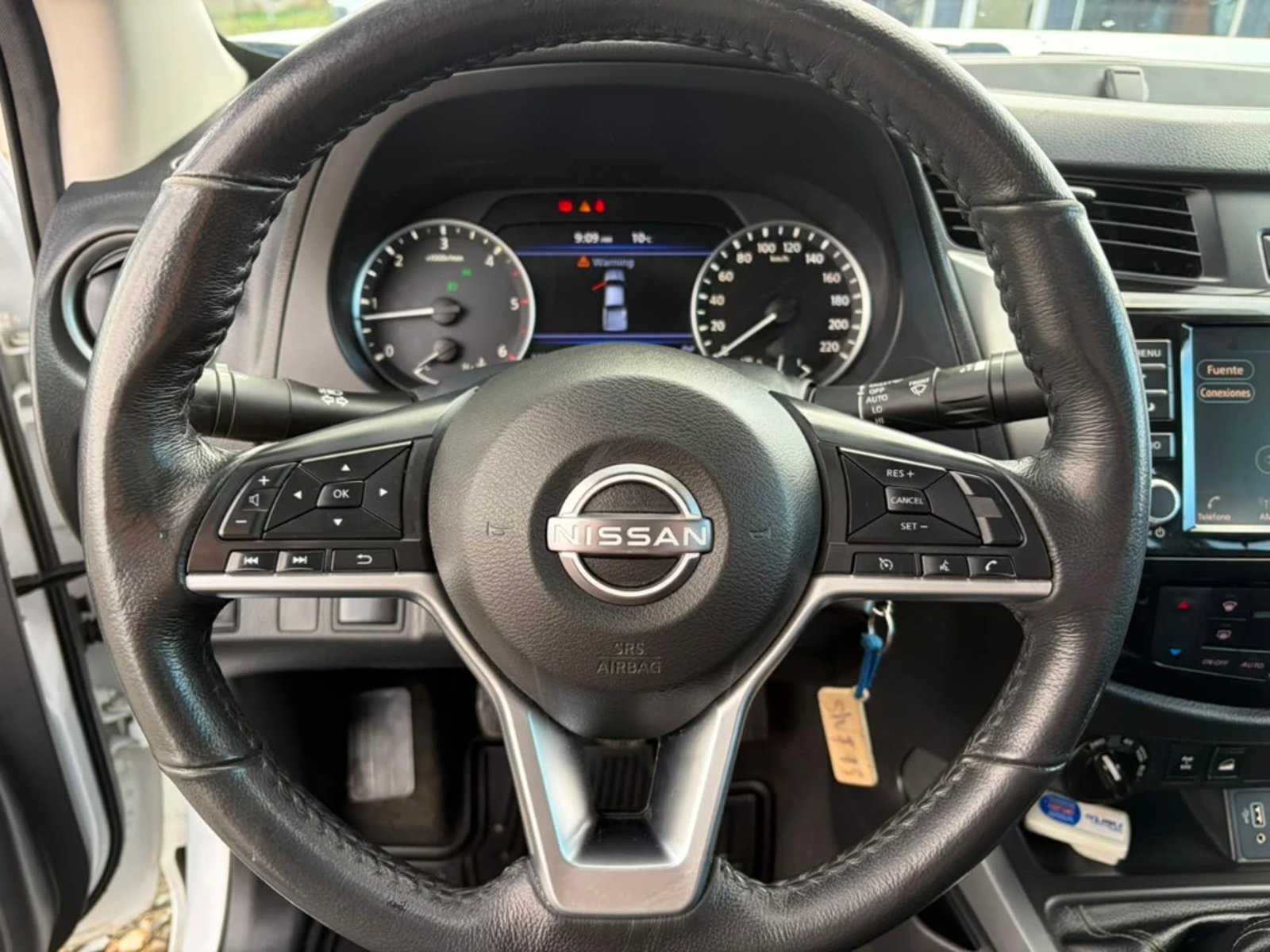 Nissan Navara 2023 - Imagen 18 de 20