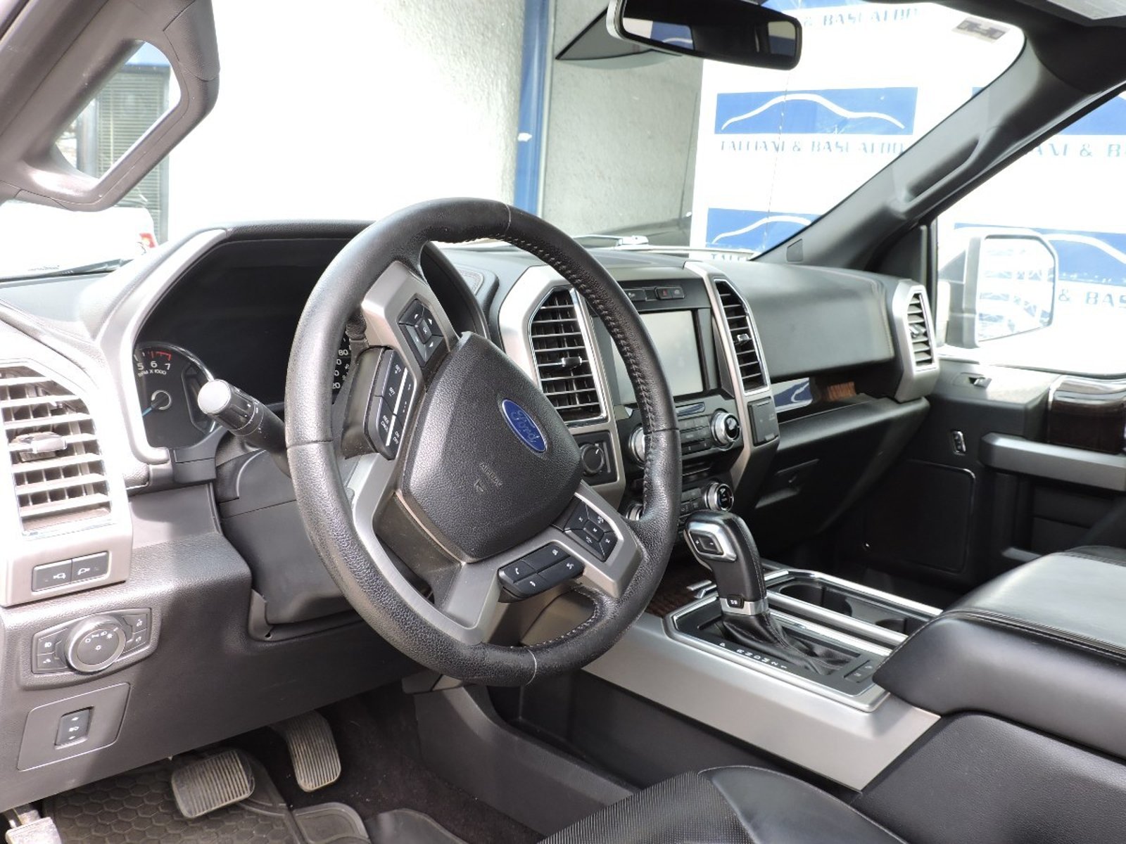FORD F-150 2017 - Imagen 6 de 10