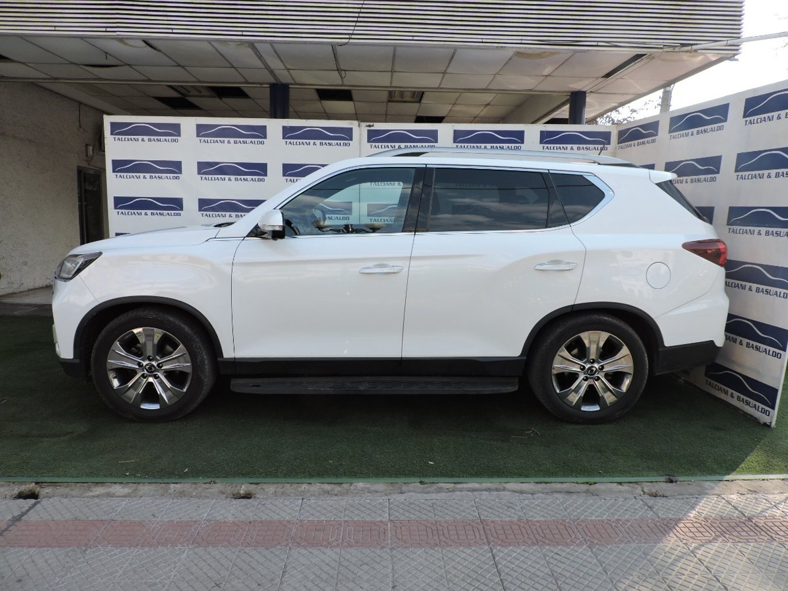 SsangYong REXTON 2024 - Imagen 5 de 10