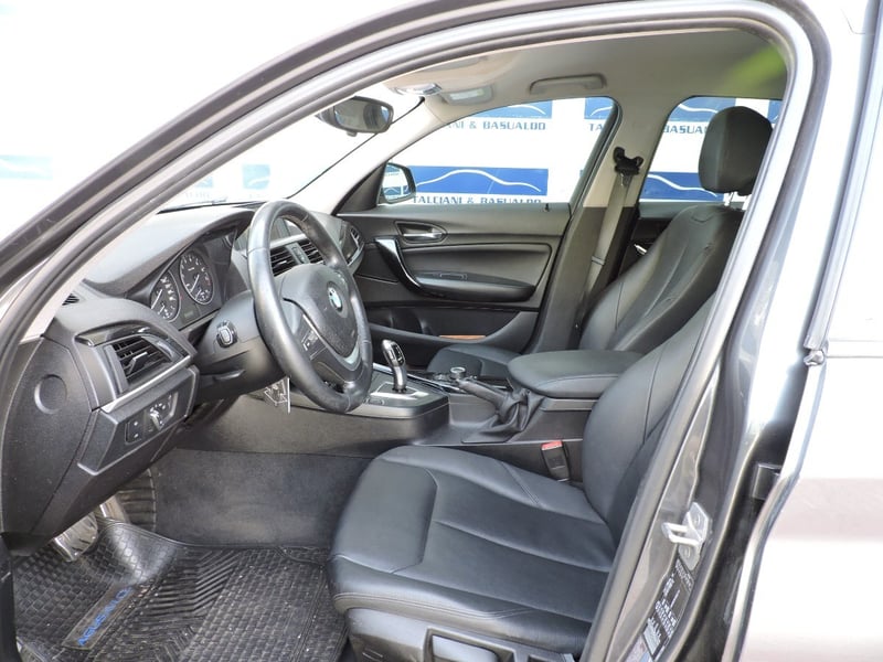 BMW 120I 2016 - Imagen 6 de 10