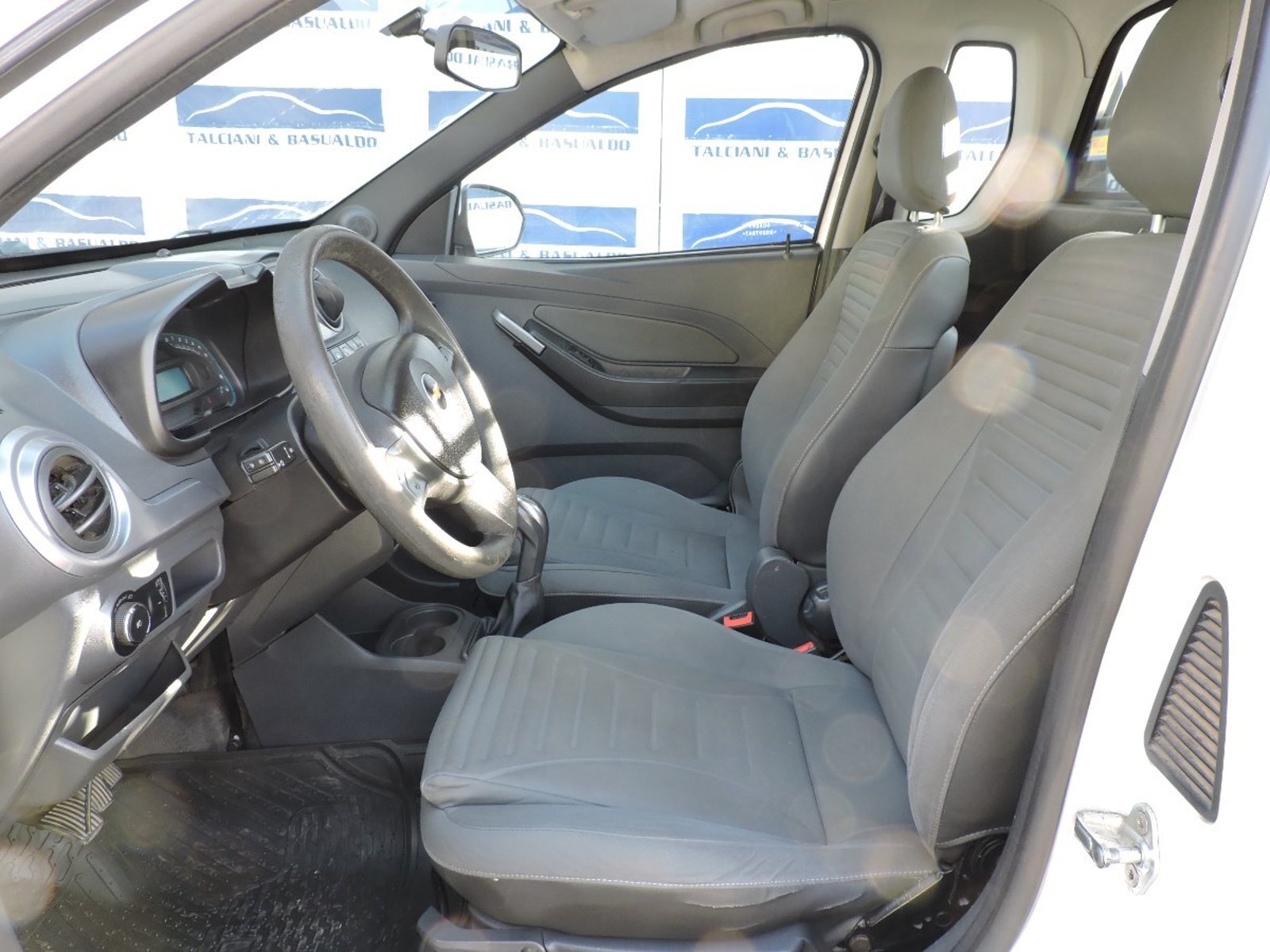 CHEVROLET MONTANA 2011 - Imagen 7 de 10