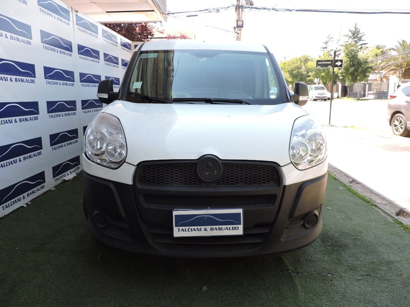 Fiat DOBLO 2014 - Foto 2 de 10