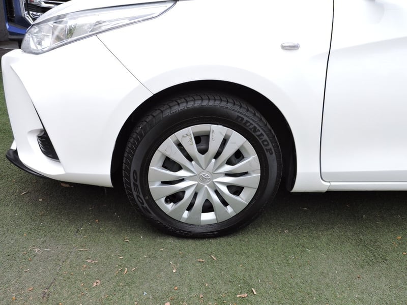 Toyota YARIS 2023 - Imagen 5 de 10