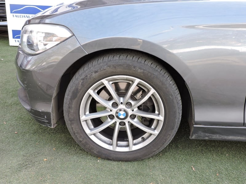BMW 120I 2016 - Imagen 8 de 10