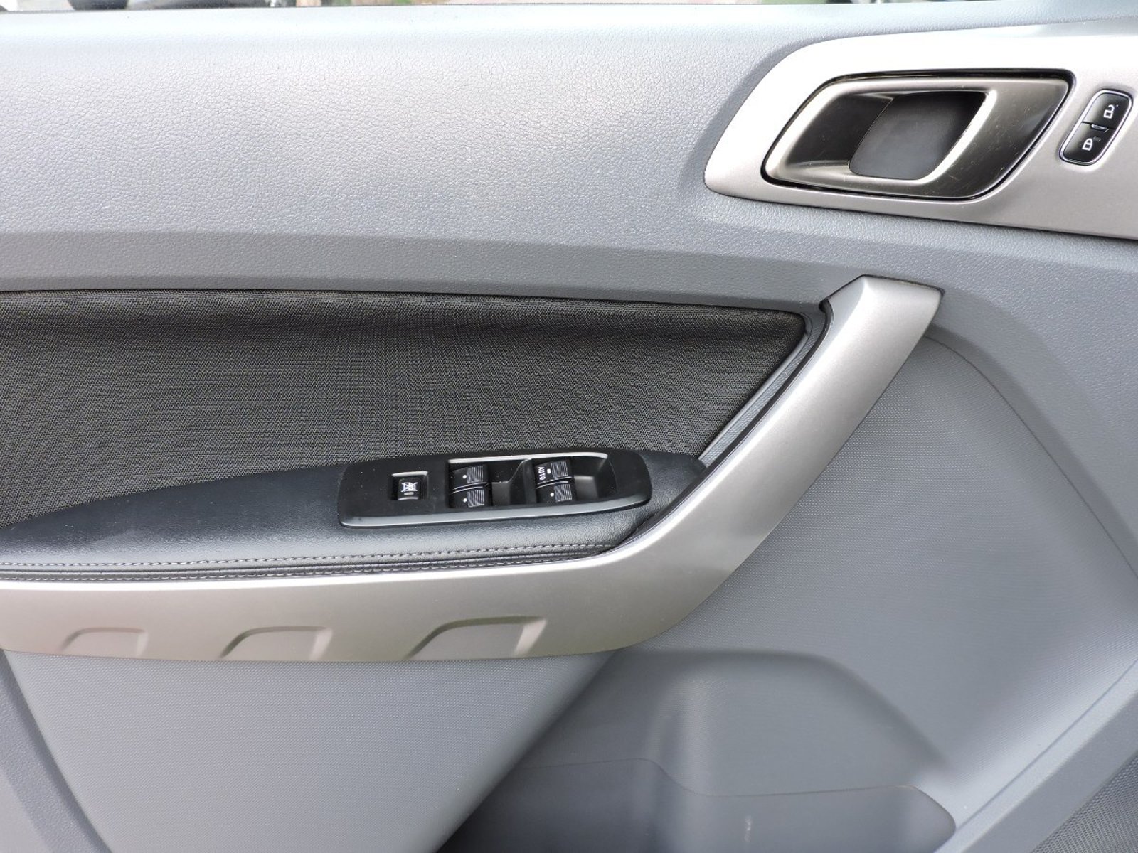 FORD RANGER 2019 - Imagen 6 de 10