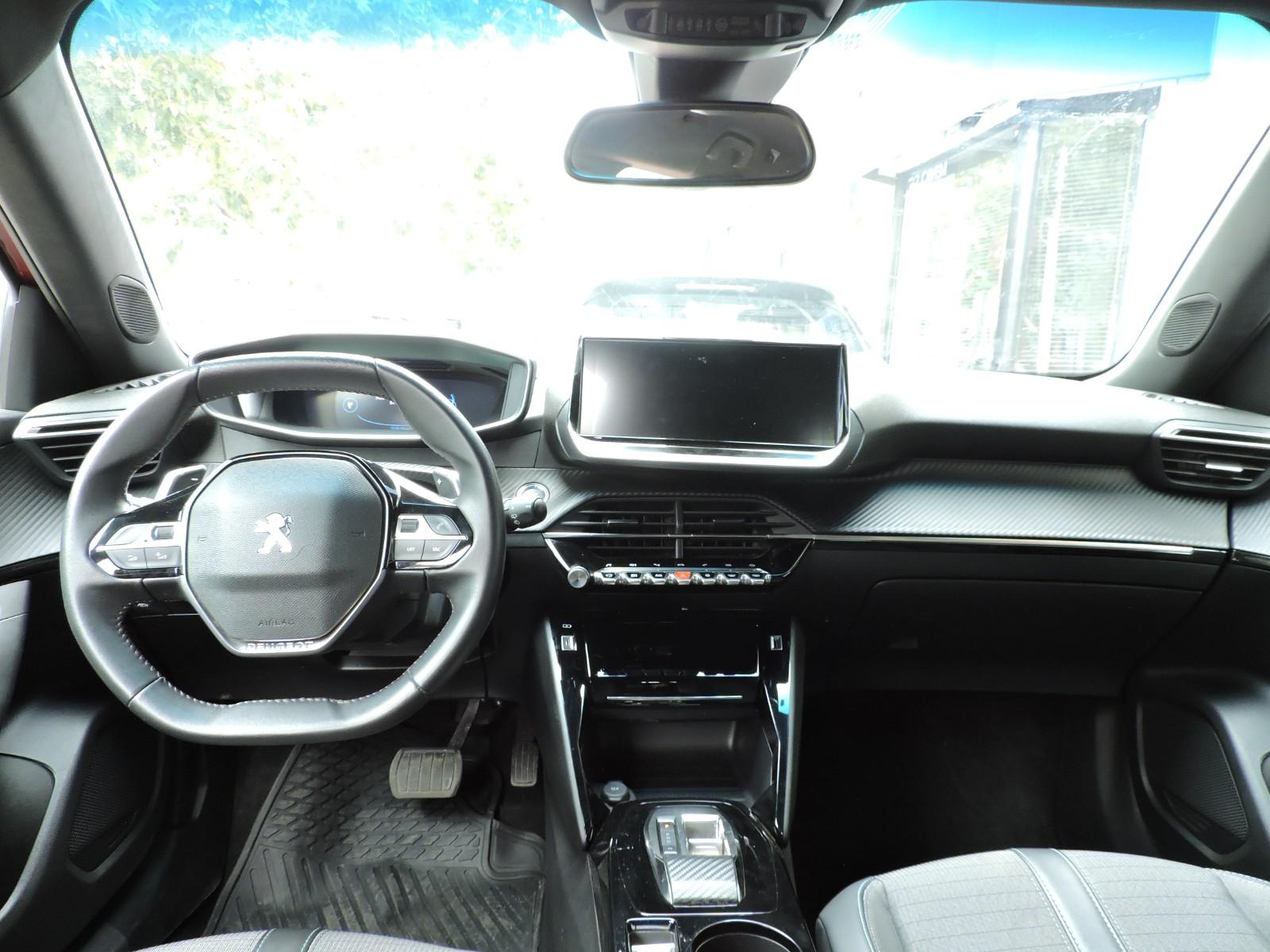 PEUGEOT 2008 2023 - Imagen 9 de 10