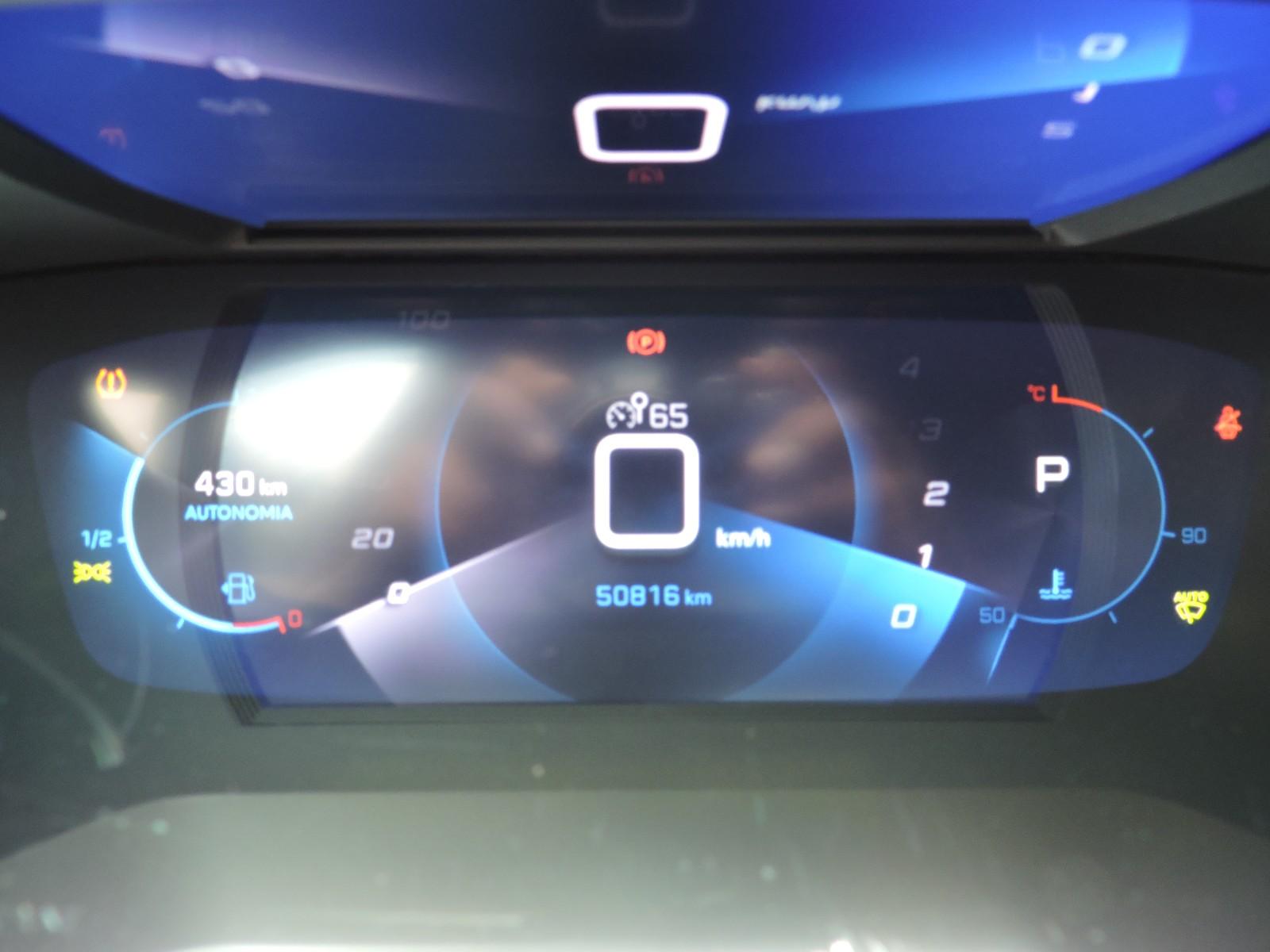 PEUGEOT 2008 2023 - Imagen 8 de 10