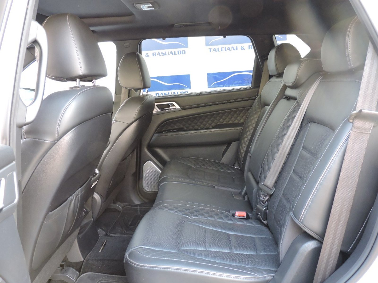 SsangYong REXTON 2024 - Imagen 7 de 10