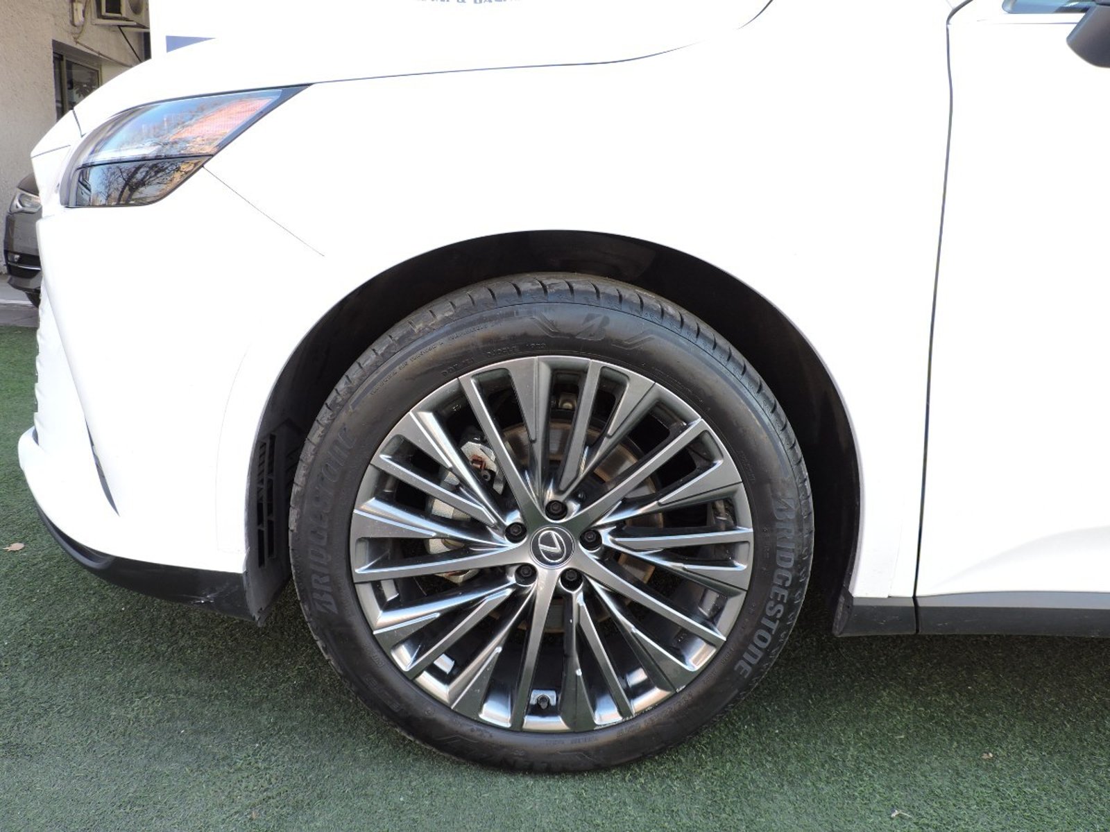 Lexus RX 2024 - Foto 5 de 10
