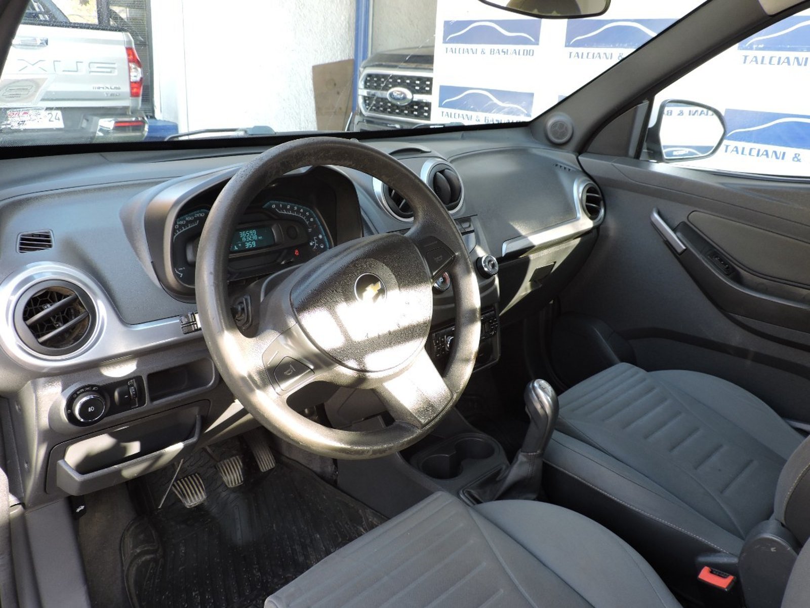 CHEVROLET MONTANA 2011 - Imagen 6 de 10