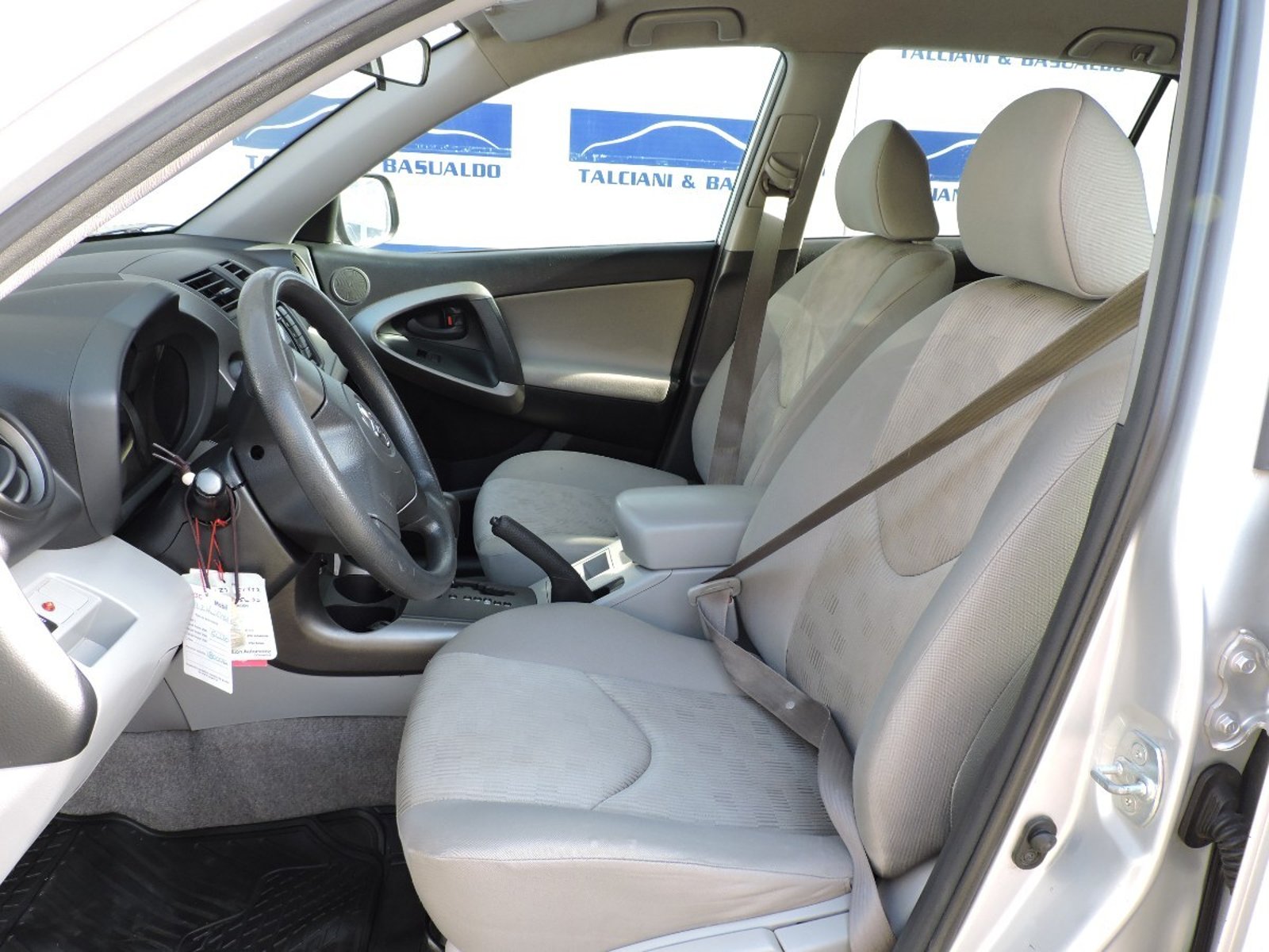 TOYOTA RAV 2010 - Imagen 8 de 10
