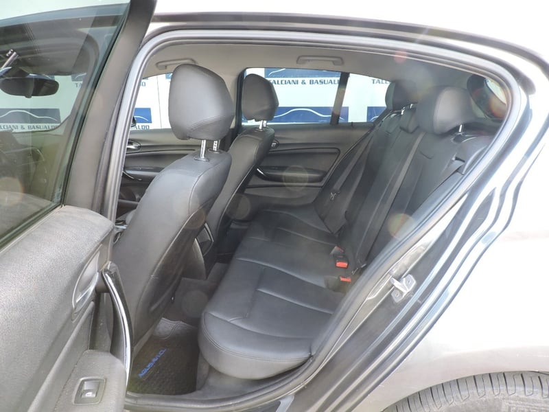 BMW 120I 2016 - Imagen 7 de 10