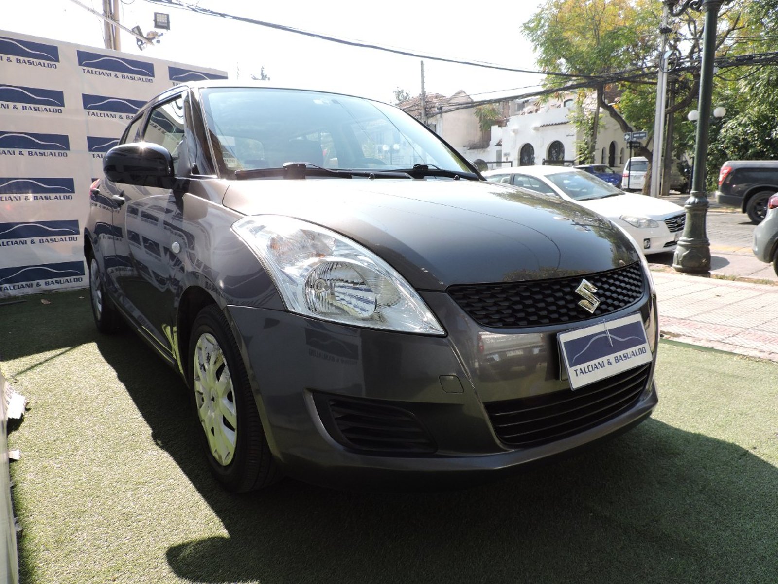 SUZUKI SWIFT 2013 - Imagen 3 de 10