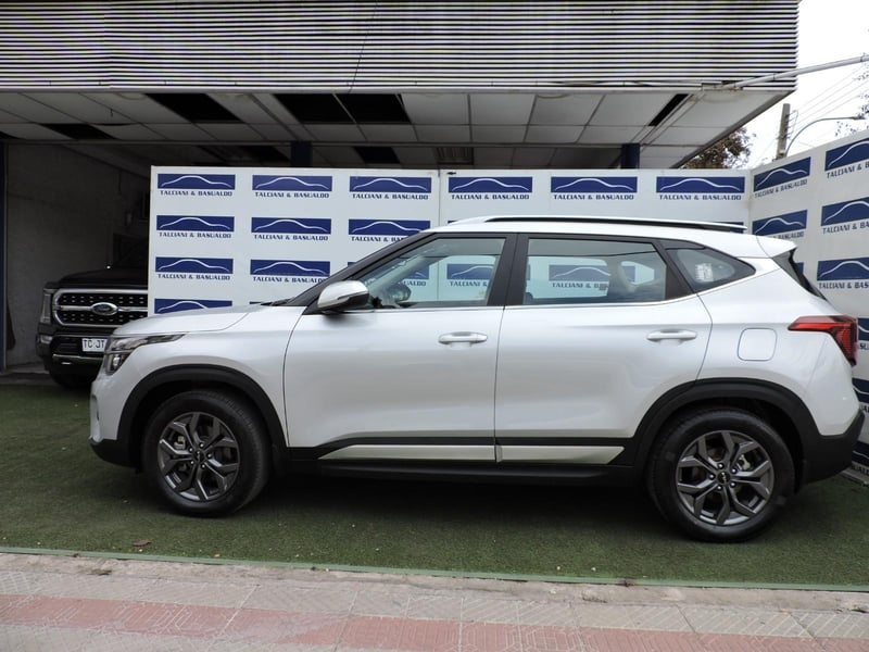 Kia SELTOS 2025 - Imagen 4 de 10