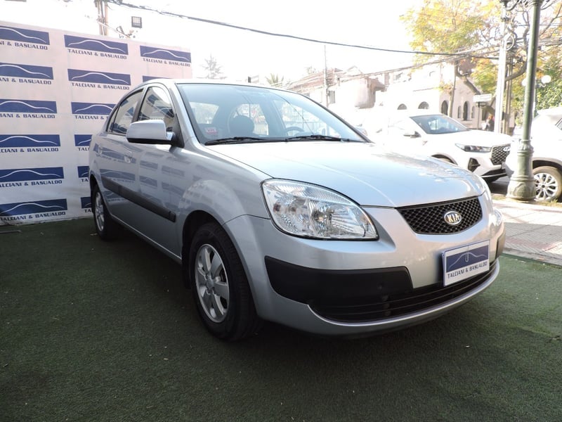 Kia RIO 2010 - Imagen 3 de 10