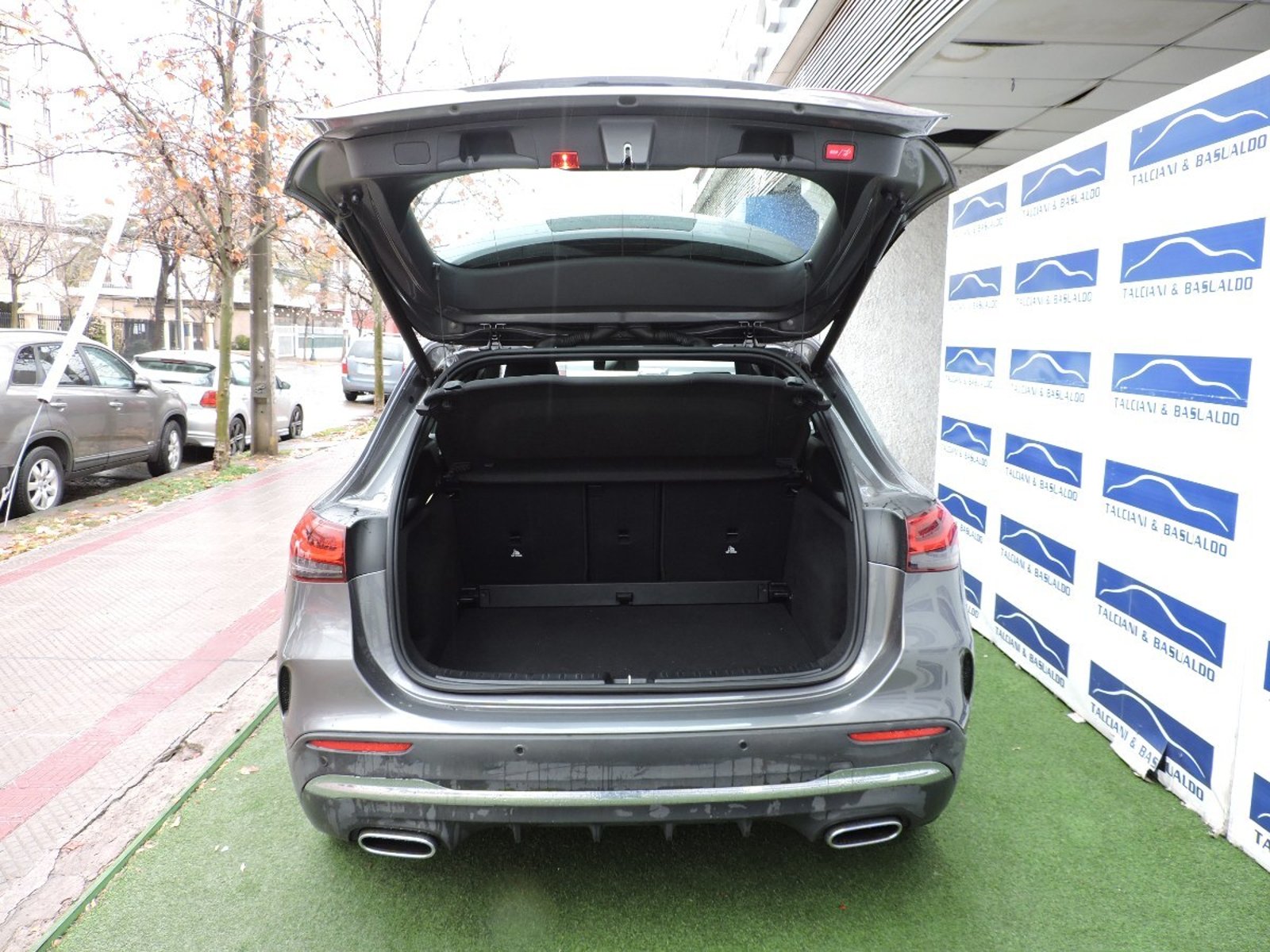 Mercedes-Benz GLA 2023 - Imagen 8 de 9