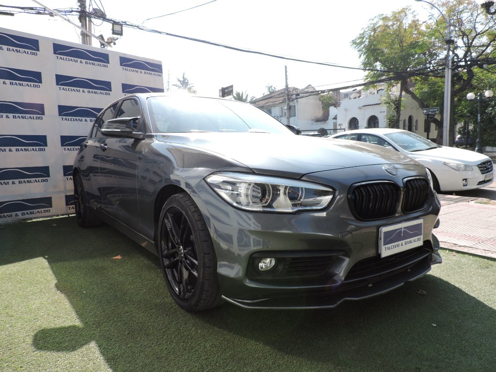 BMW 120I 2016 - Imagen 4 de 10