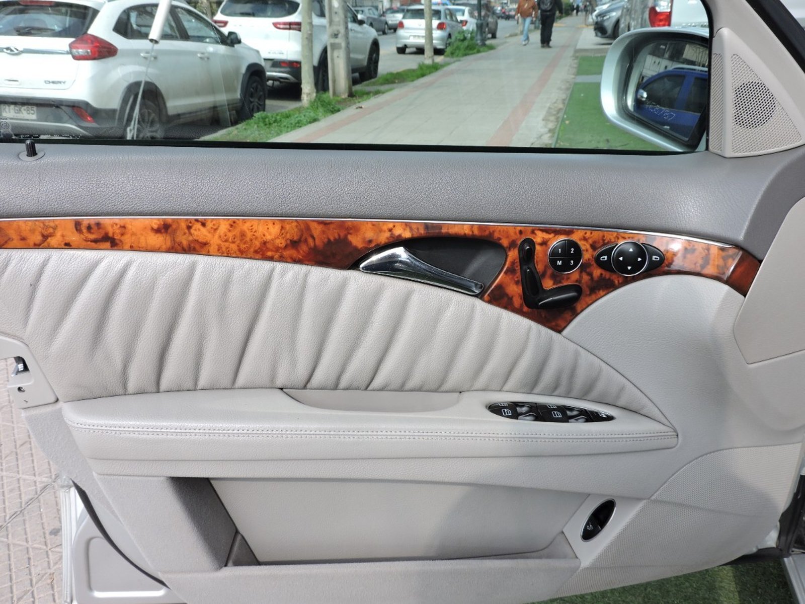 Mercedes-Benz E320 2005 - Imagen 7 de 10