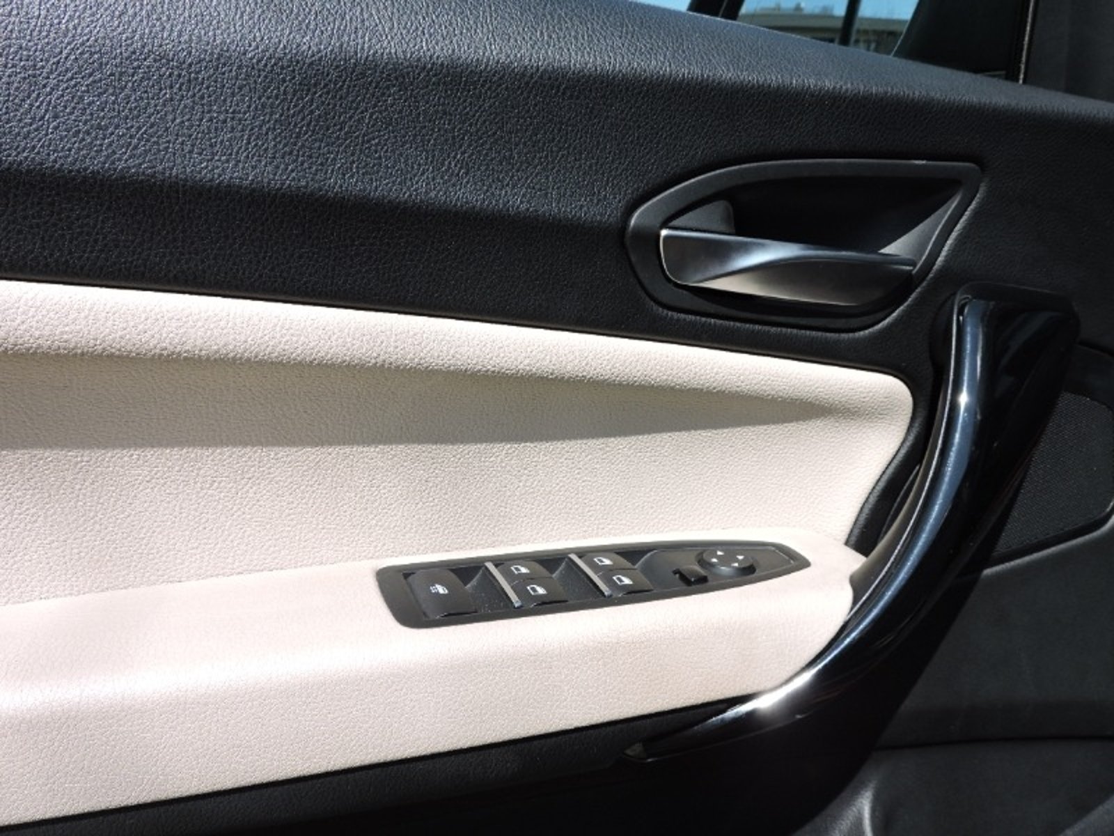 BMW 220I 2018 - Imagen 7 de 9