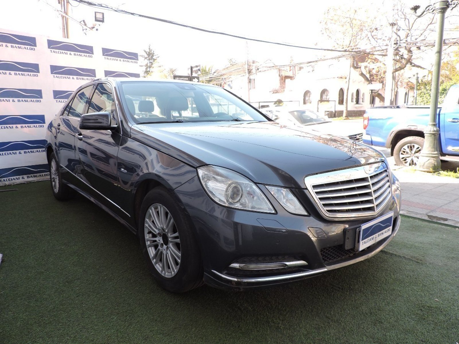 Mercedes-Benz E250 2012 - Foto 3 de 10