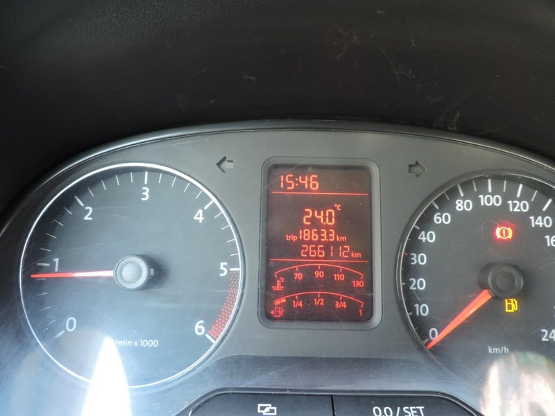 Volkswagen AMAROK 2011 - Imagen 7 de 10
