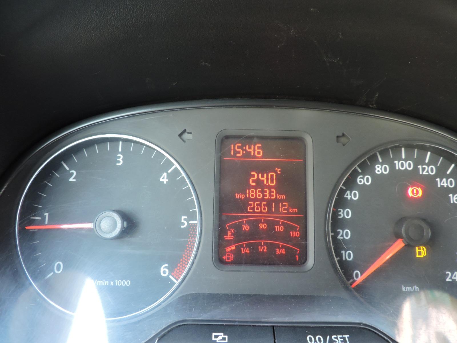 VOLKSWAGEN AMAROK 2011 - Imagen 7 de 10