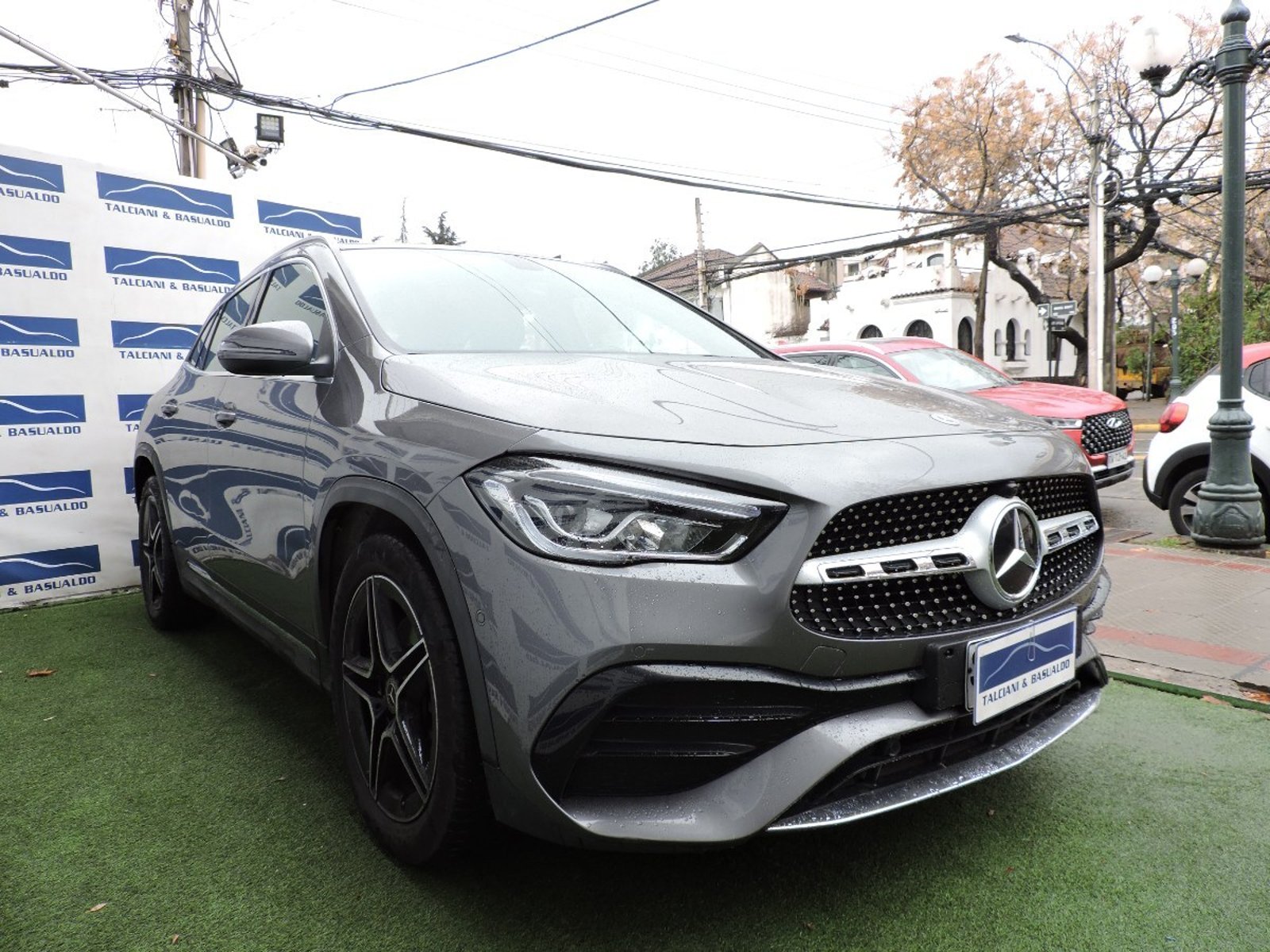 Mercedes-Benz GLA 2023 - Foto 3 de 9