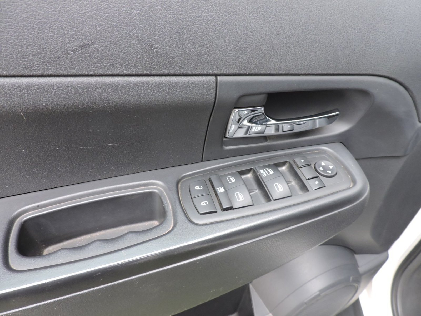 Jeep LIBERTY 2010 - Imagen 6 de 10
