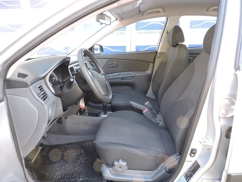 Kia RIO 2010 - Imagen 7 de 10