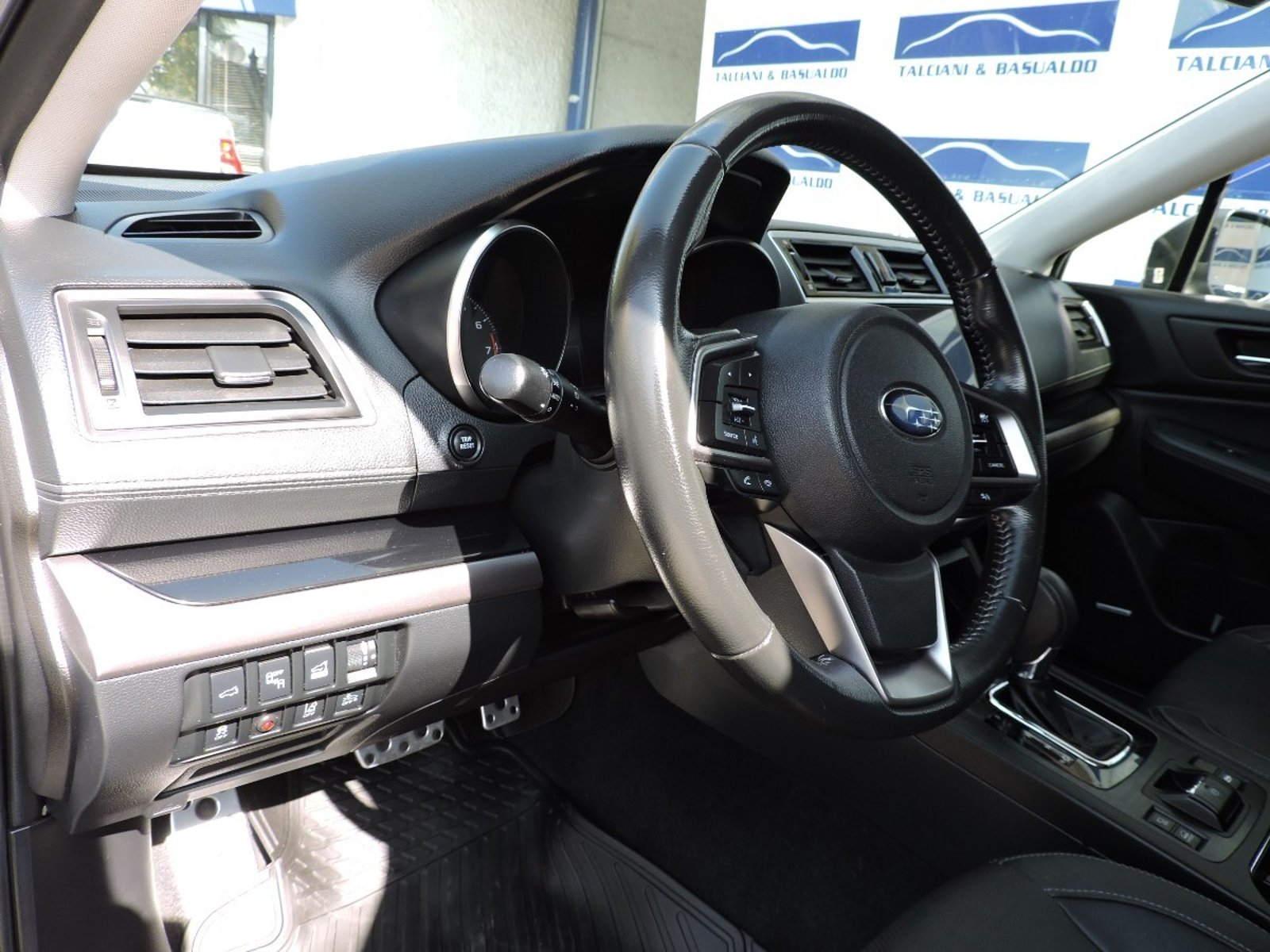 SUBARU OUTBACK 2020 - Imagen 8 de 10