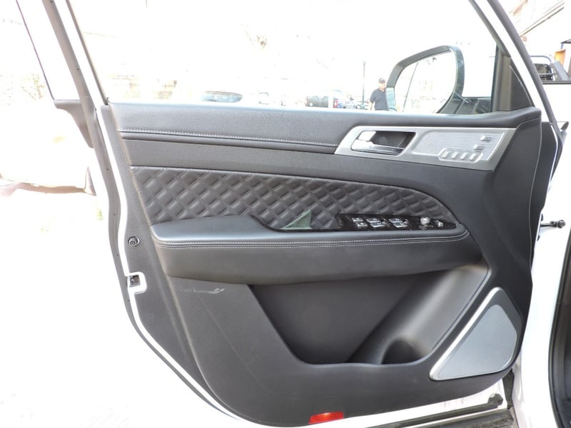 SsangYong REXTON 2024 - Imagen 6 de 10
