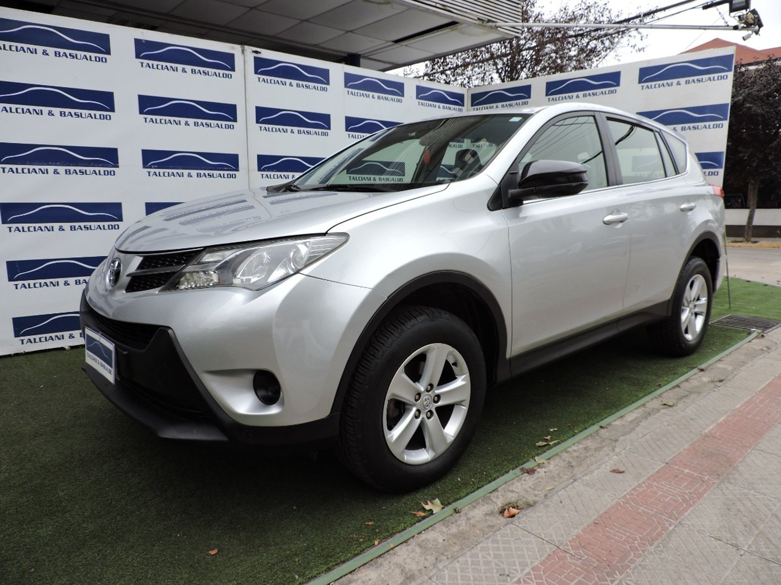 Toyota RAV 2014 - Foto 2 de 10