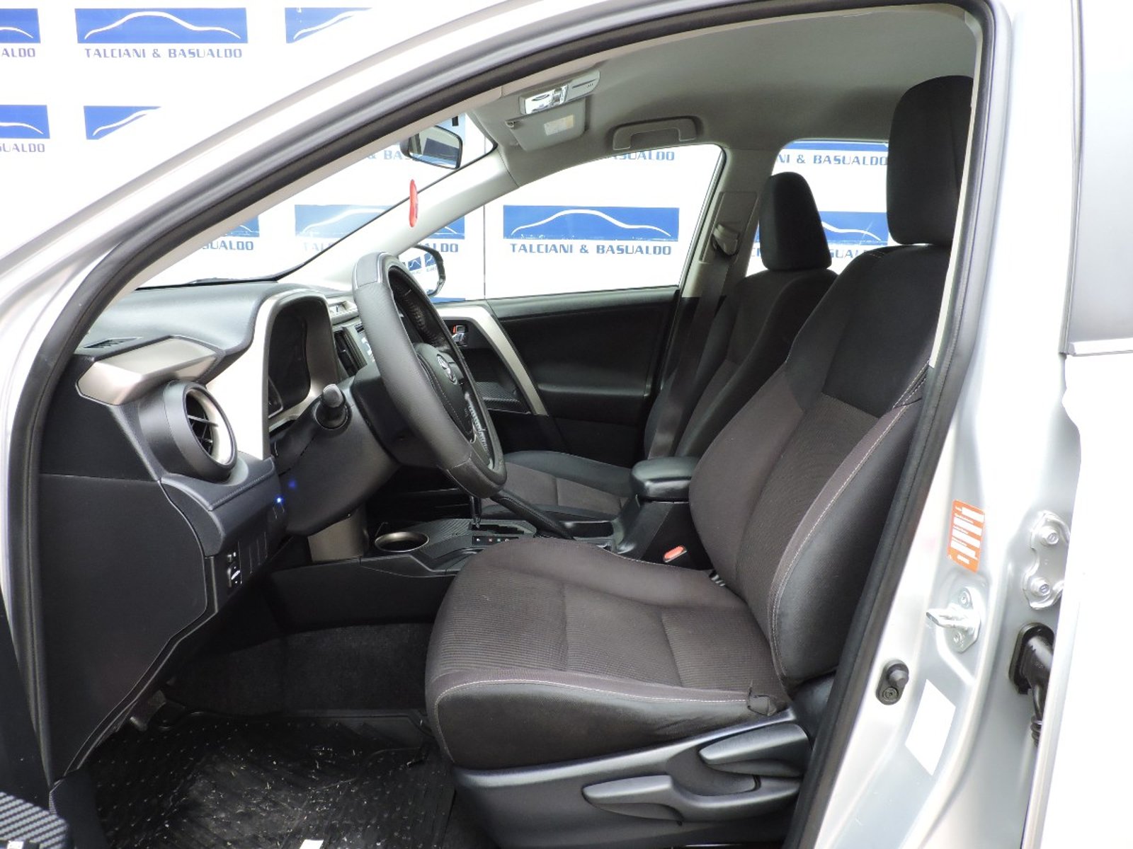 Toyota RAV 2014 - Imagen 8 de 10