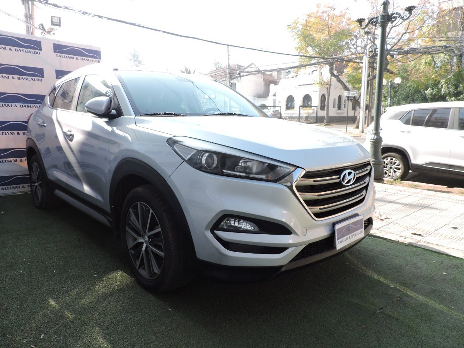 HYUNDAI TUCSON 2017 - Imagen 3 de 10