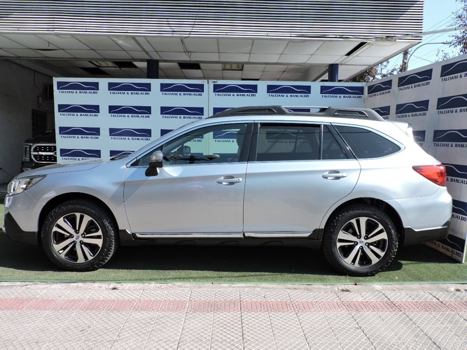 SUBARU OUTBACK 2020 - Imagen 3 de 10