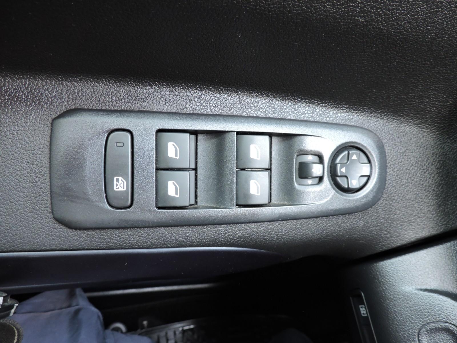 PEUGEOT RIFTER 2023 - Imagen 9 de 10