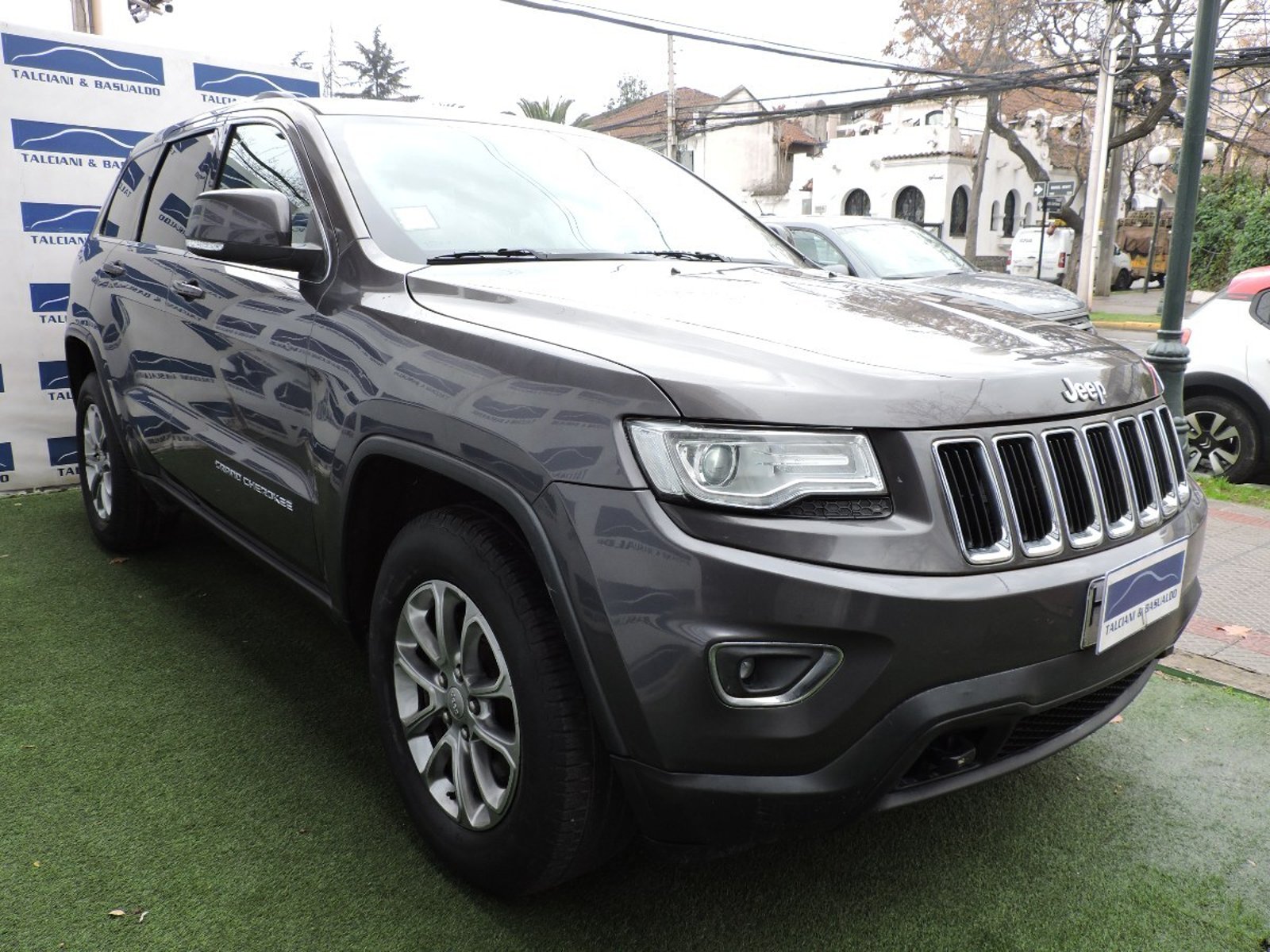 Jeep GRAND 2016 - Foto 4 de 10