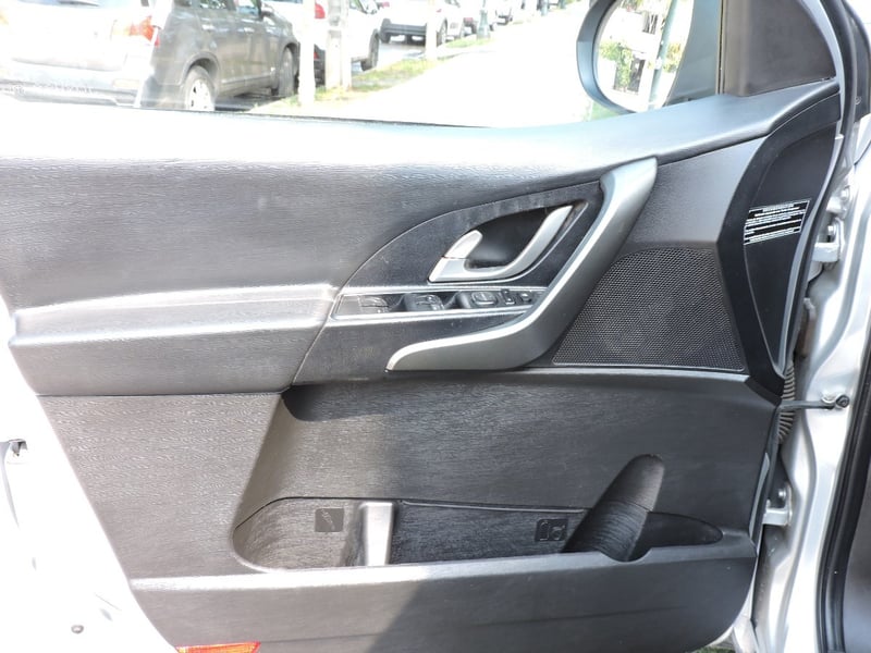 Mahindra XUV500 2017 - Imagen 10 de 10