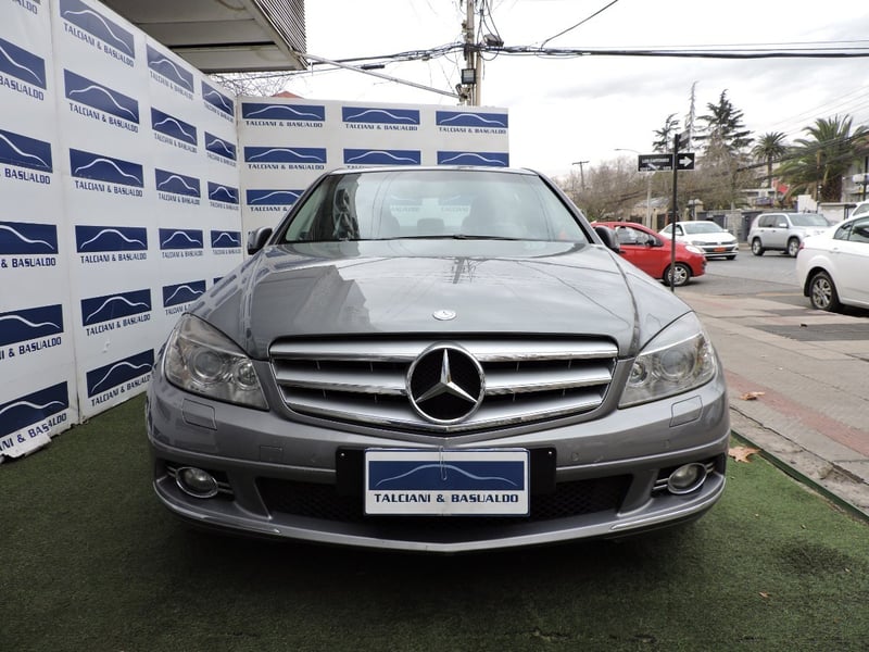 Mercedes-Benz C250 2011