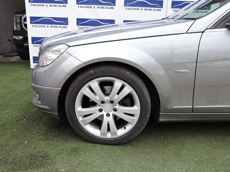 Mercedes-Benz C250 2011 - Imagen 4 de 10