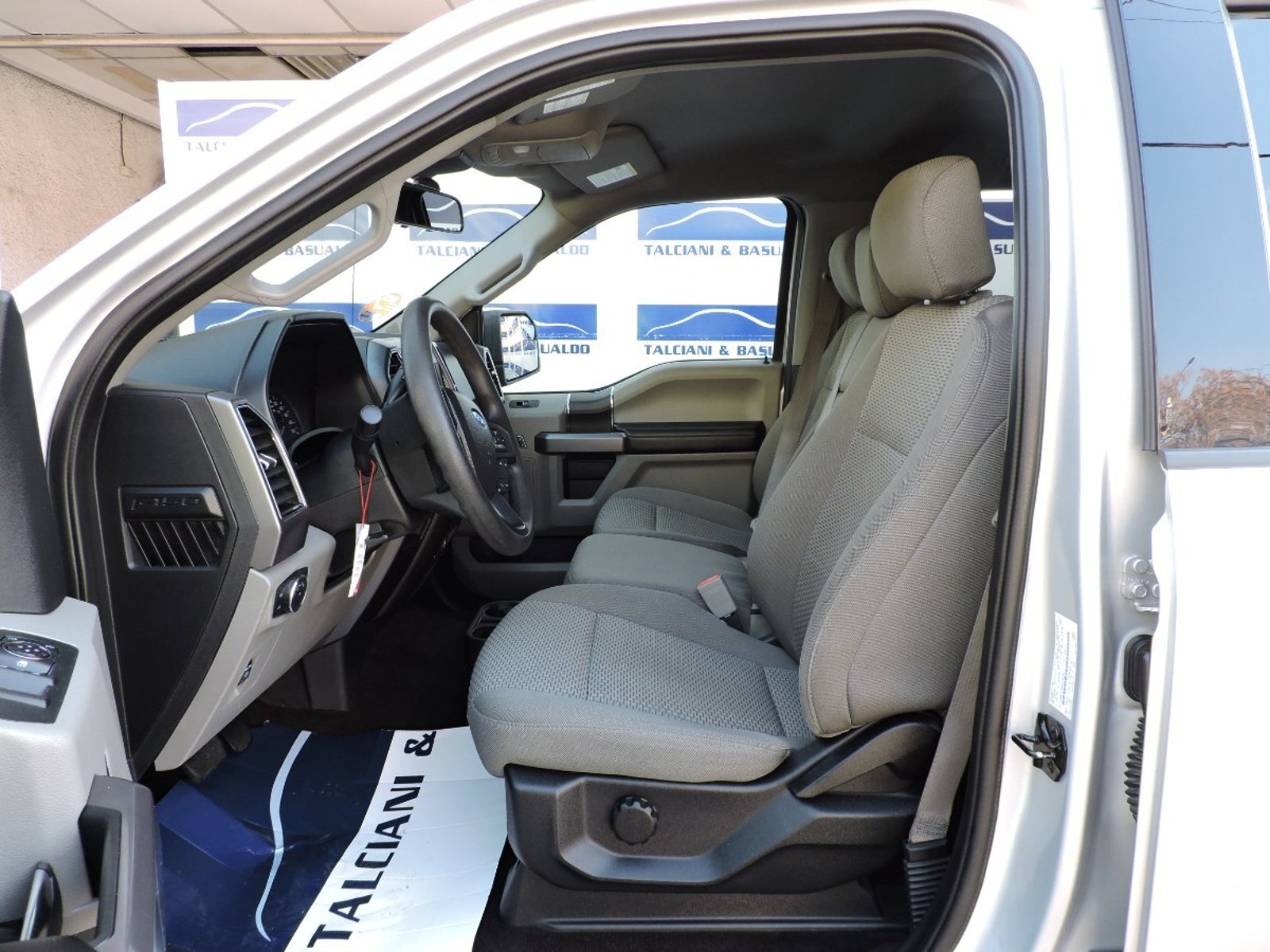 Ford F-150 2020 - Imagen 8 de 10