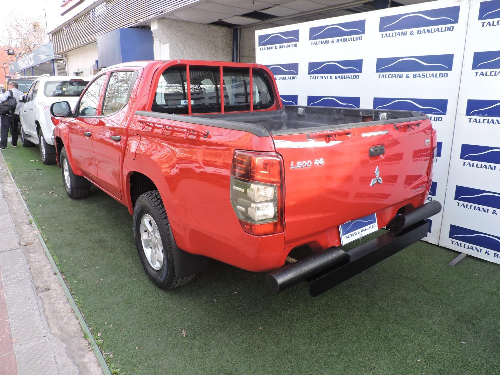 Mitsubishi L200 2021 - Imagen 7 de 10