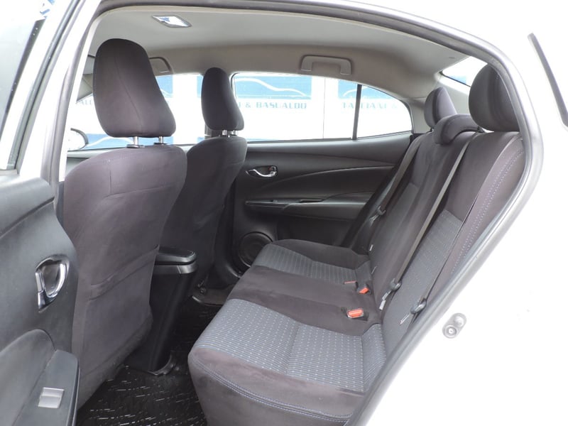 Toyota YARIS 2023 - Imagen 7 de 10